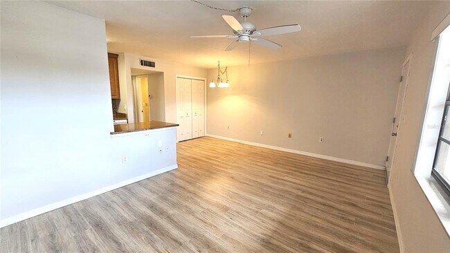 Building Photo - 8 Quails Run Blvd