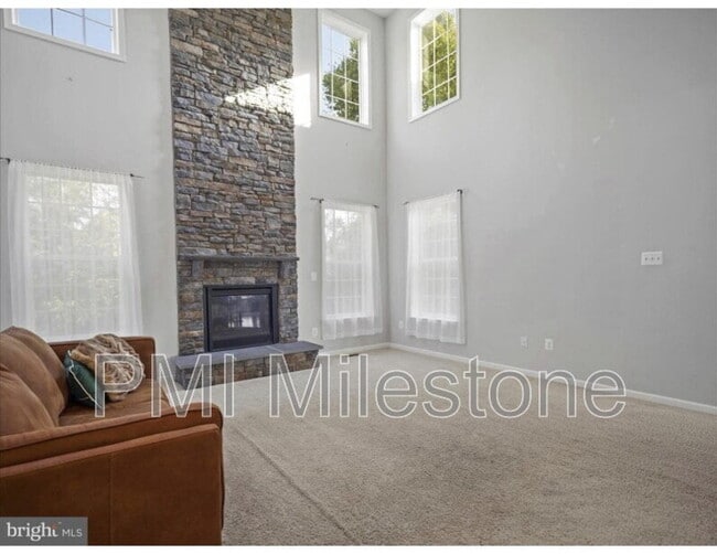 Building Photo - 19004 Mount Maple Ct