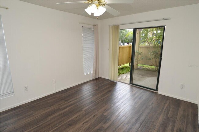 Building Photo - 8742 Mallard Reserve Dr