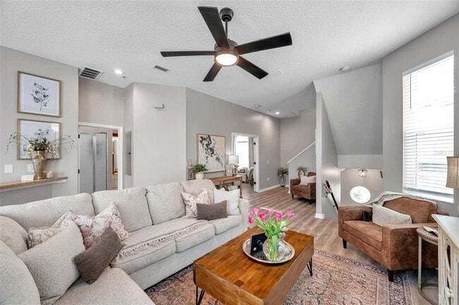 Building Photo - 456 Bayou-Village Dr