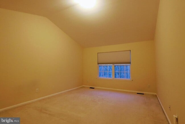 Building Photo - 34 Windsor Pond Rd