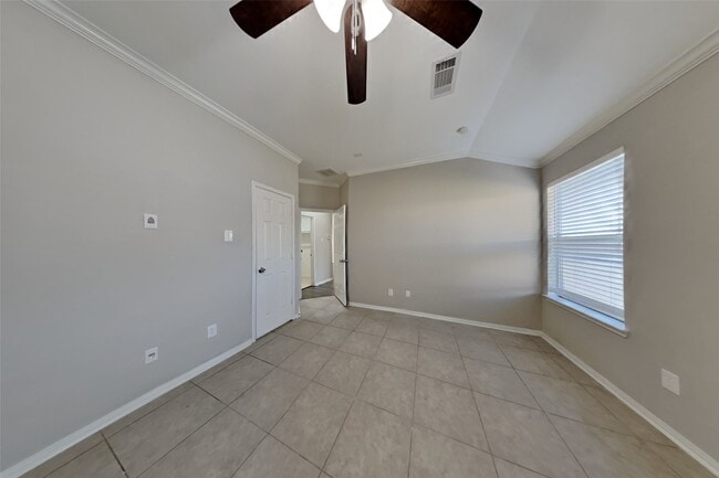 Building Photo - 20430 White Poplar Dr