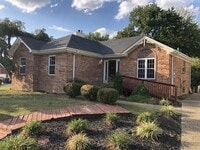 Building Photo - 5509 Woodcross Pl