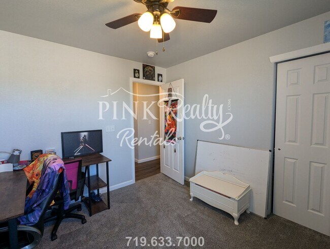 Building Photo - 2653 Shannara Grove