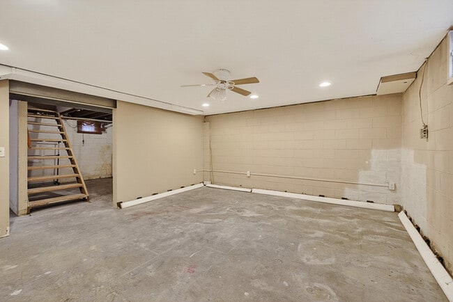 Building Photo - 1721 Woodruff Place Cross Dr