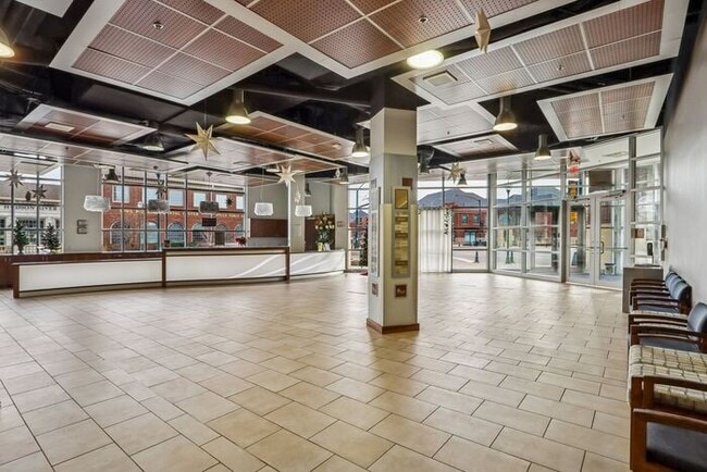 Building Photo - $2,575 | 1 Bedroom, 2 Bathroom Condo | Pet Friendly* | Available for Immediate move-in!