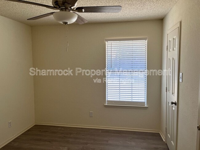 Building Photo - 10709 Apache Dr
