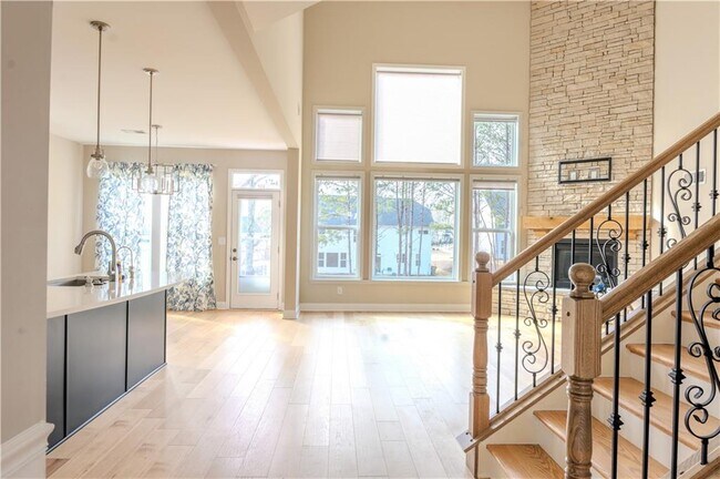 Building Photo - 8040 Scenic Ridge Wy