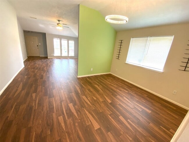 Building Photo - 2615 Elder Park Ct