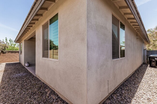 Building Photo - Single Story Home in Eastmark