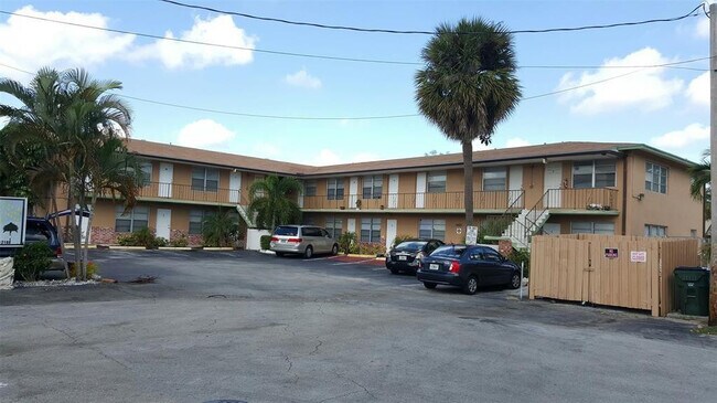 Primary Photo - 1401 NE 57th Pl