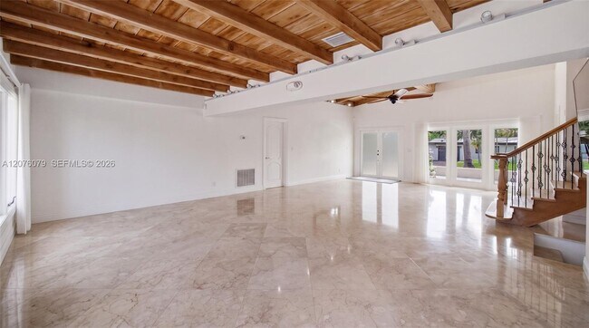 Building Photo - 2613 Tortugas Ln