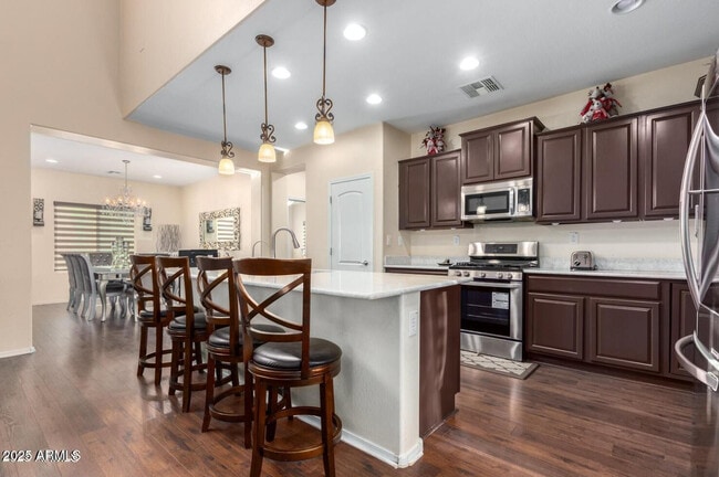 Building Photo - 10763 W Cottontail Ln