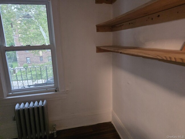 Building Photo - 420 Bedford Ave