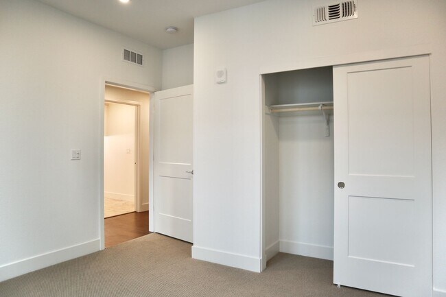 Building Photo - Modern 3-Bed Condo Near Warm Springs/South Fremont BART Station