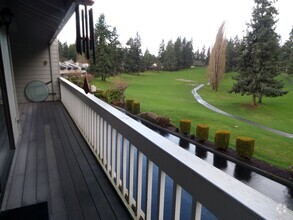 Building Photo - Immaculate 3-Bedroom Townhome w/Fantastic ...