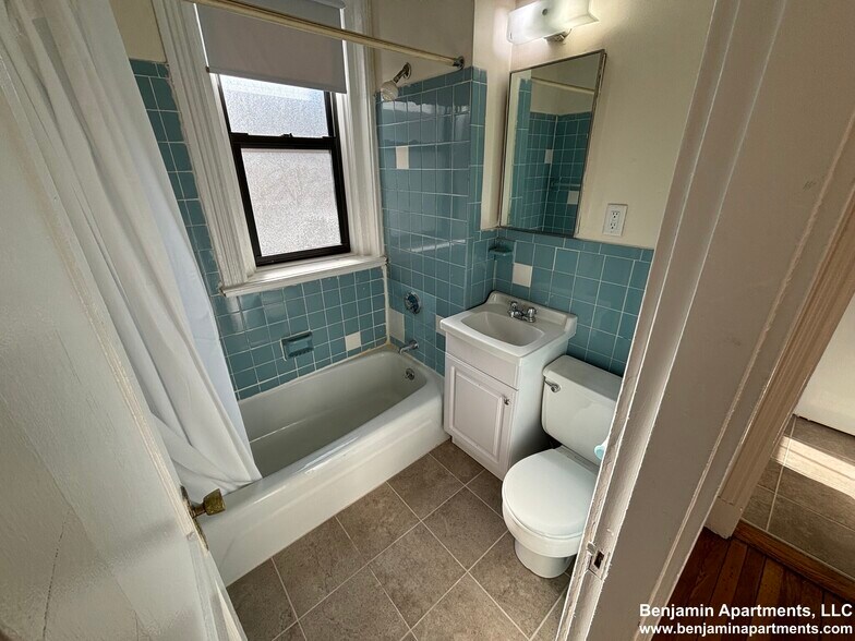 Building Photo - 1165 Commonwealth Ave