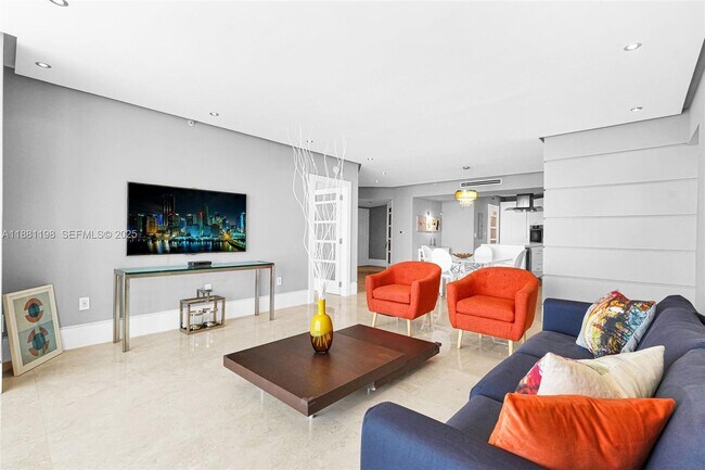 Building Photo - 16699 Collins Ave