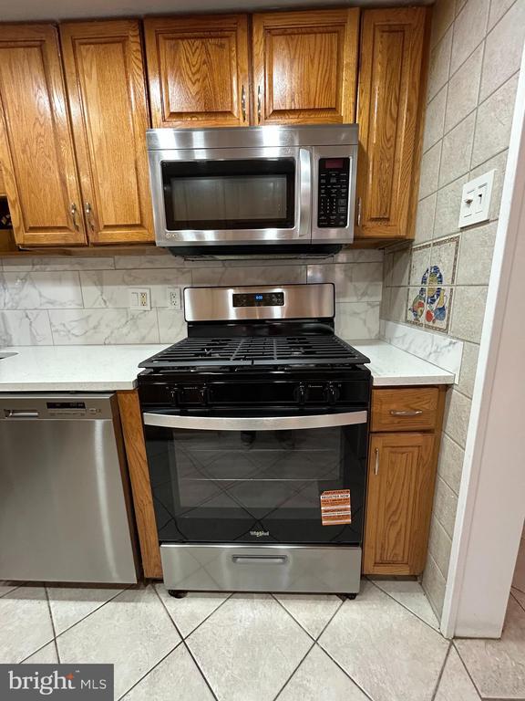 Building Photo - 312 Old Forge Crossing