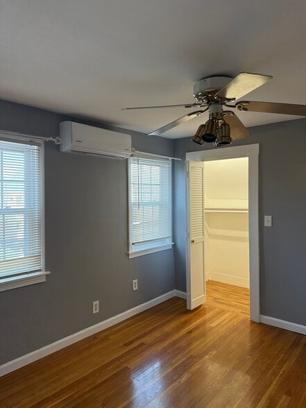 Building Photo - 3 Heath St