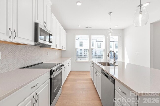 Building Photo - 3012 Rexton Ln