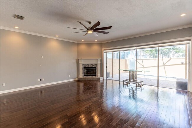 Building Photo - 348 Larboard Way