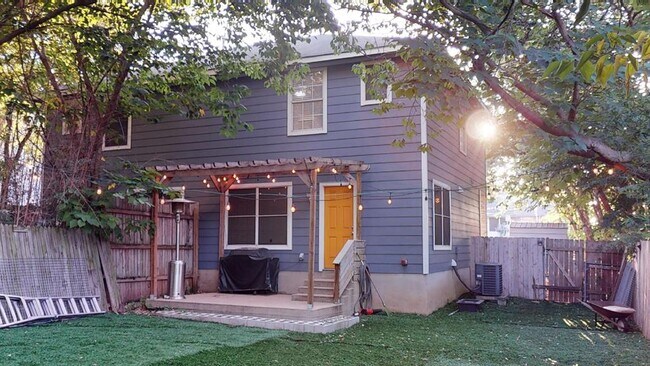 Building Photo - 4301 Banister Ln