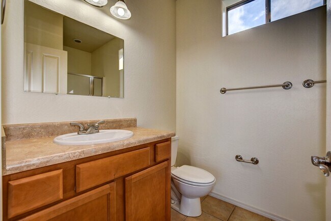 Building Photo - 221 Spring St