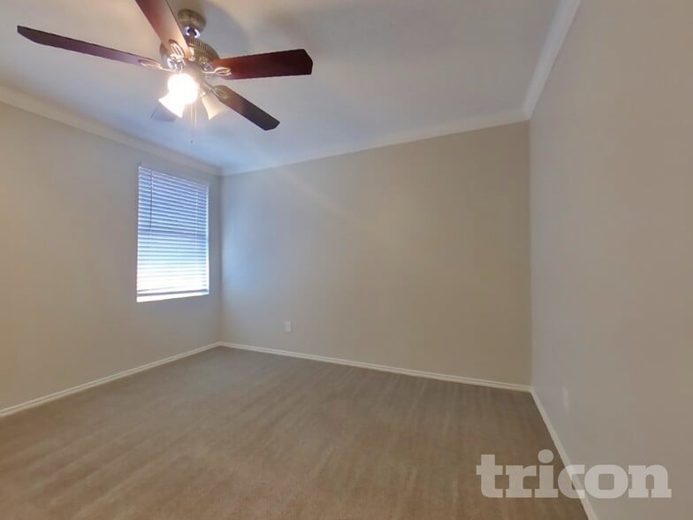 Building Photo - 3608 Clydesdale Dr