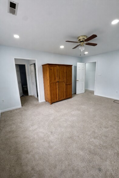 Building Photo - 5412 Cranston Ct