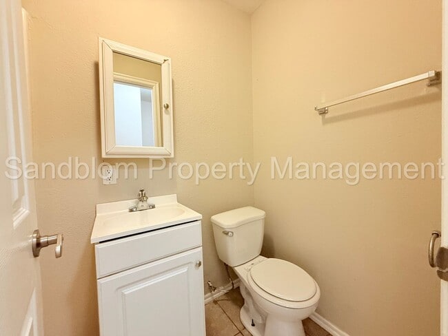 Building Photo - 35 S Joplin Ave