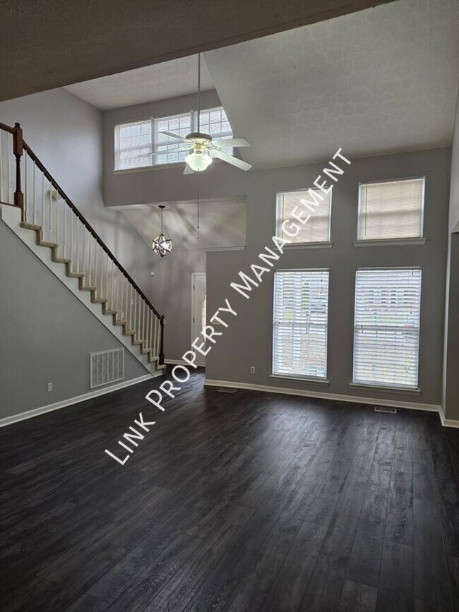 Building Photo - Beautiful 4-Bedroom Home in Desirable Harrison Location – Minutes from Volkswagen Plant!