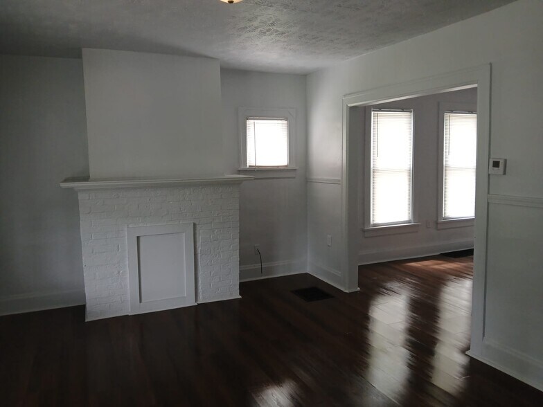 Building Photo - 2002 Minnesota Ave