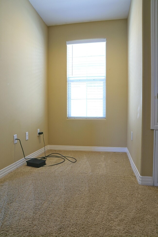 Building Photo - 80052 Silver Sage Ln