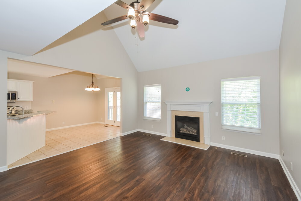 Building Photo - 6553 Broken Bow Dr
