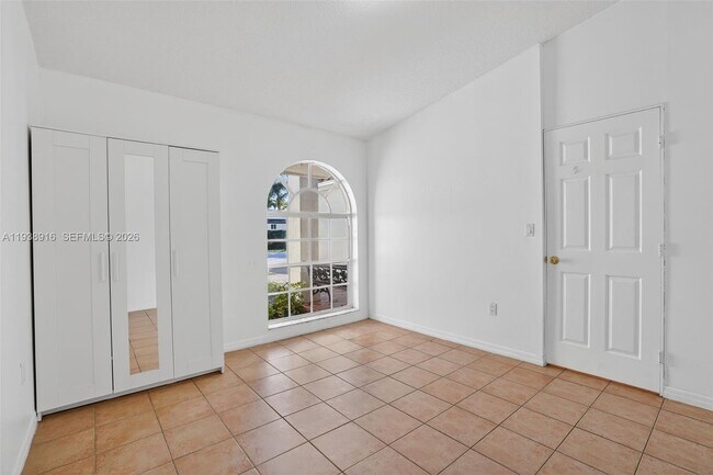 Building Photo - 14300 SW 152nd Pl