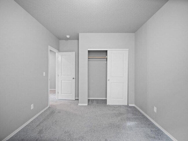 Building Photo - 13519 E Olympic Ave