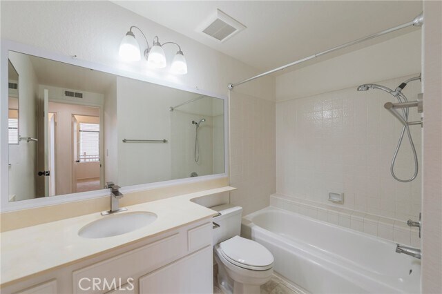 Building Photo - 2559 Plaza del Amo