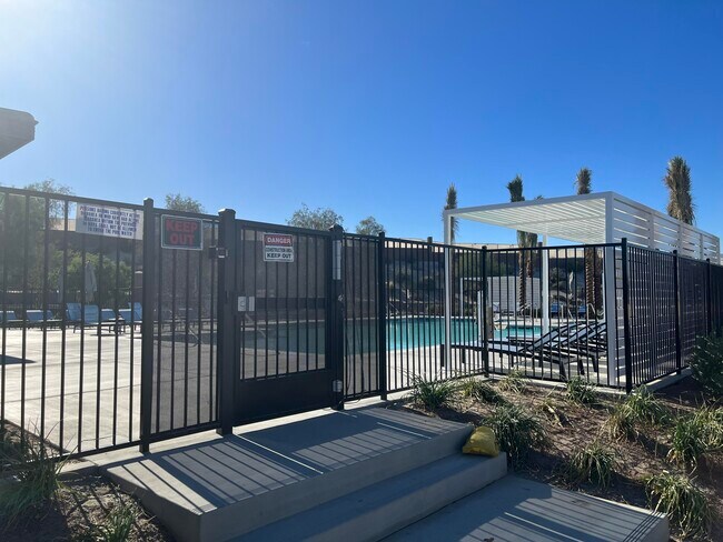 Building Photo - 41174 Northwestern St