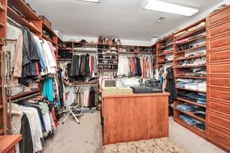 Building Photo - 2414 Driscoll St