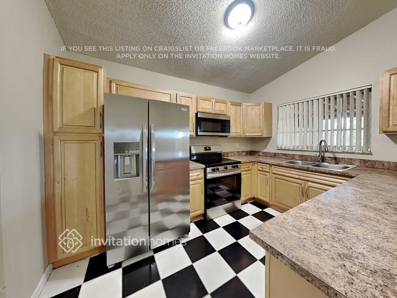 Building Photo - 5951 SW 151st Ct