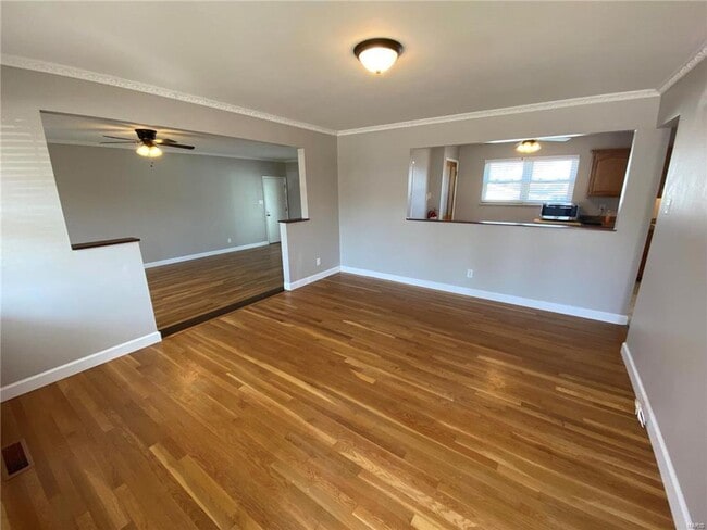 Building Photo - 9511 Antigo Dr