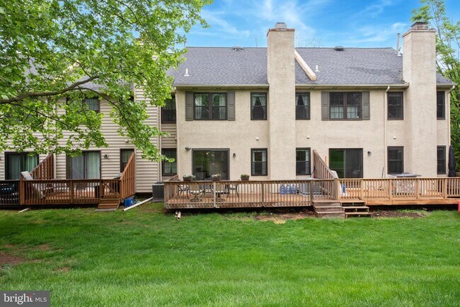 Building Photo - 1415 Aspen Ct