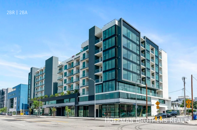 Building Photo - 3686 Overland Ave