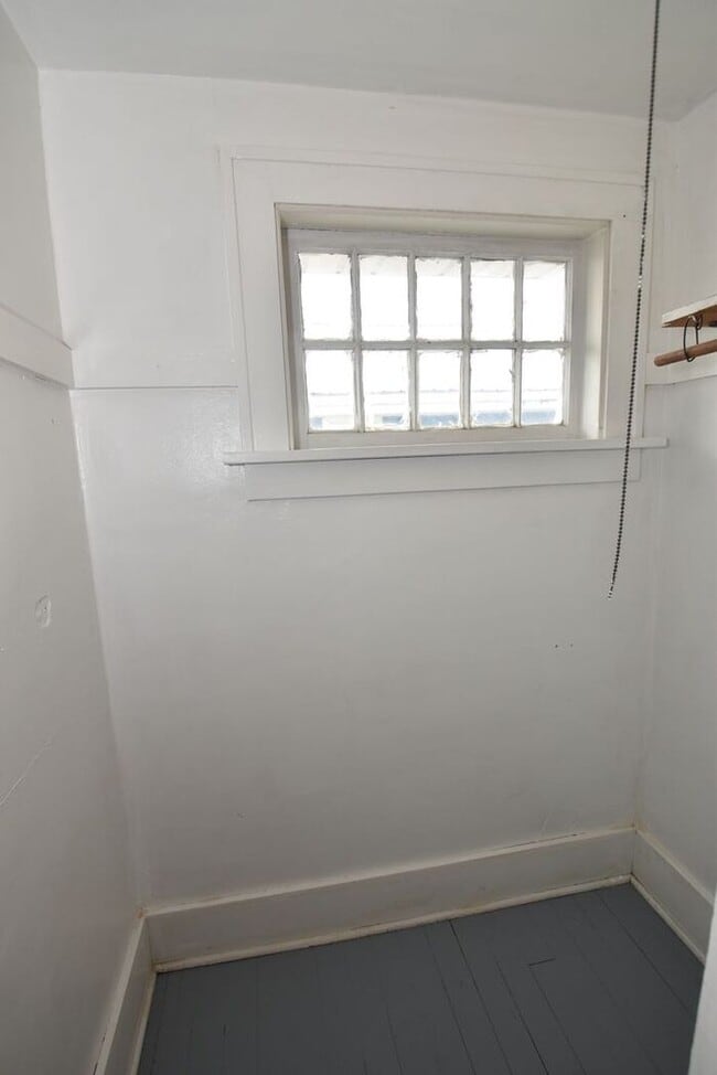 Building Photo - River Park Charming 3 bedroom Single Famil...