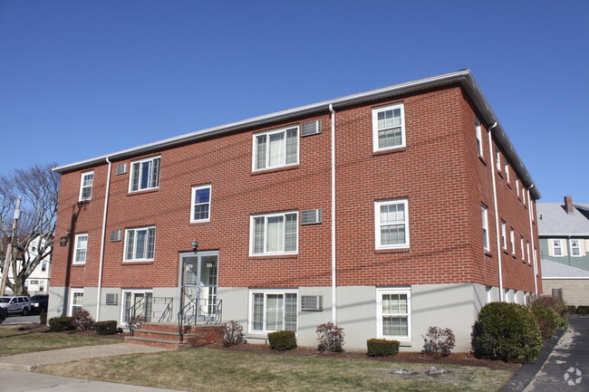 Building Photo - Mass Ave 333-Allen Street Apartments