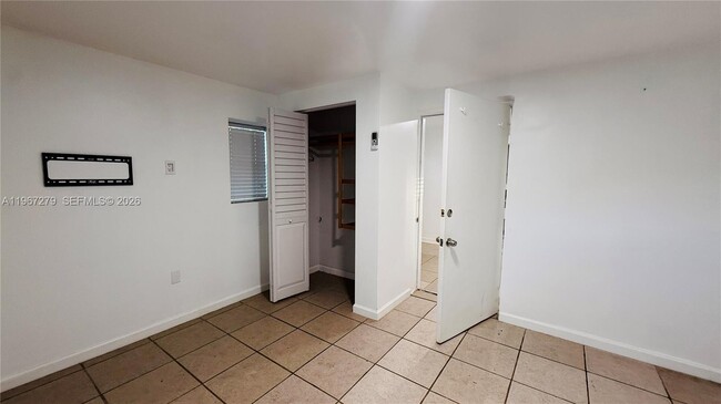 Building Photo - 2318 Washington St