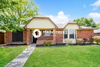 Building Photo - 3 Bedroom Pet-Friendly Home in Mesquite, TX with Main Street Renewal