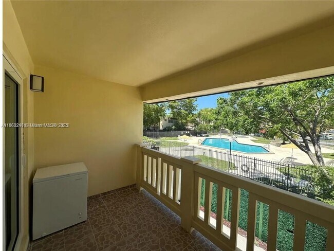 Building Photo - 8443 SW 137th Ave