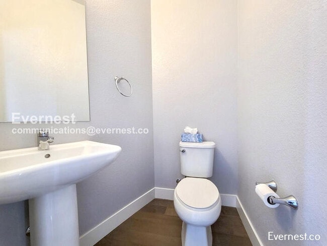 Building Photo - 5470 Trenton St